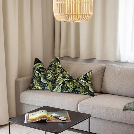 아파트 Lenni's Apartments-3 By Interhome *